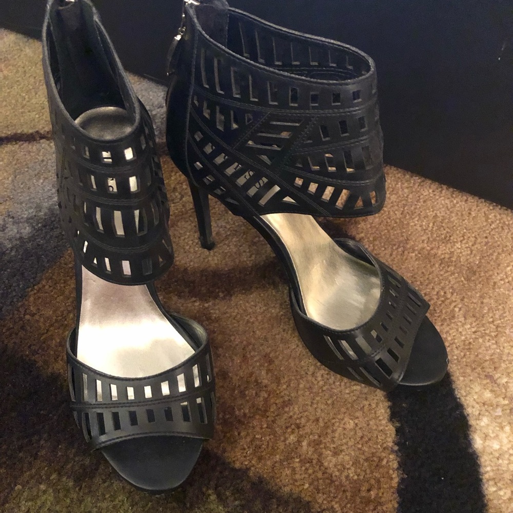 Guess heels